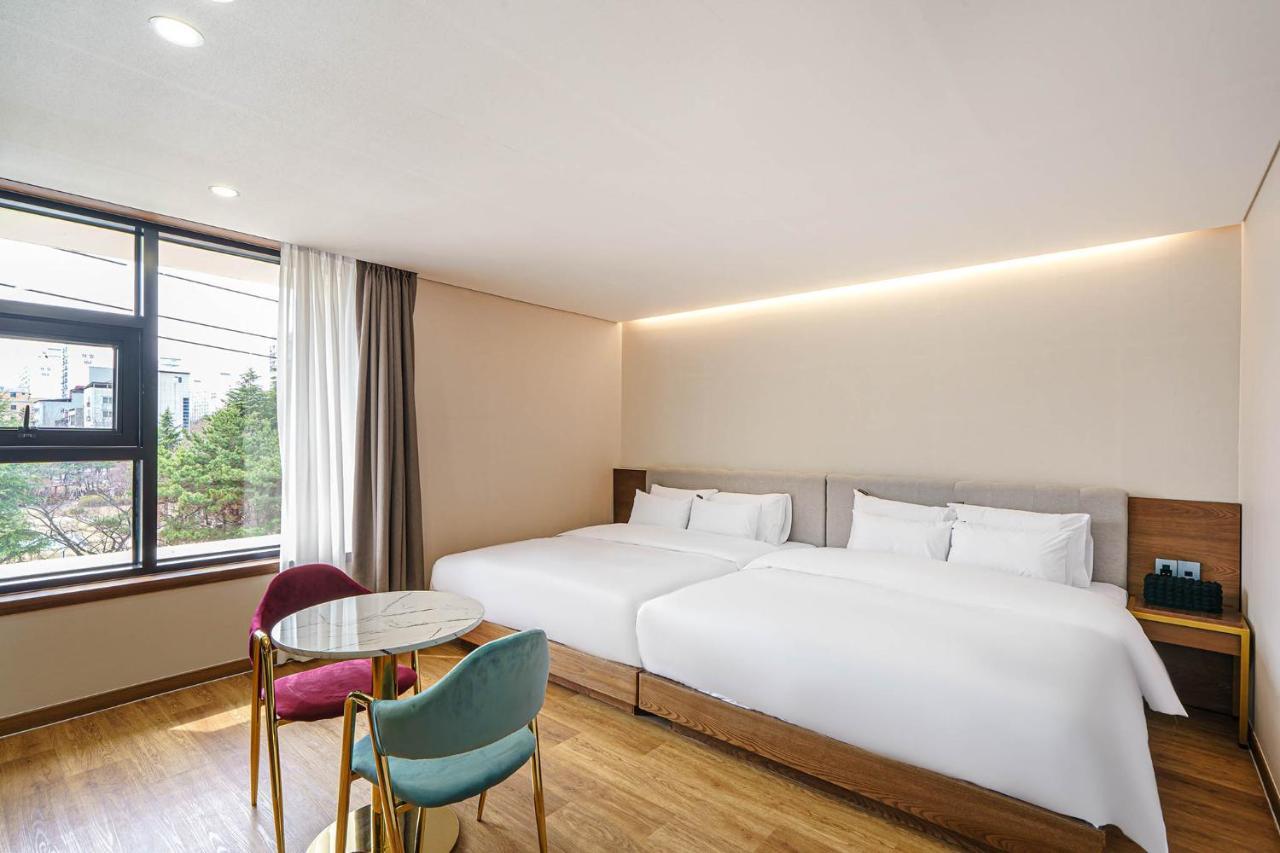 Browndot Hotel Jeonju Ajung Buitenkant foto