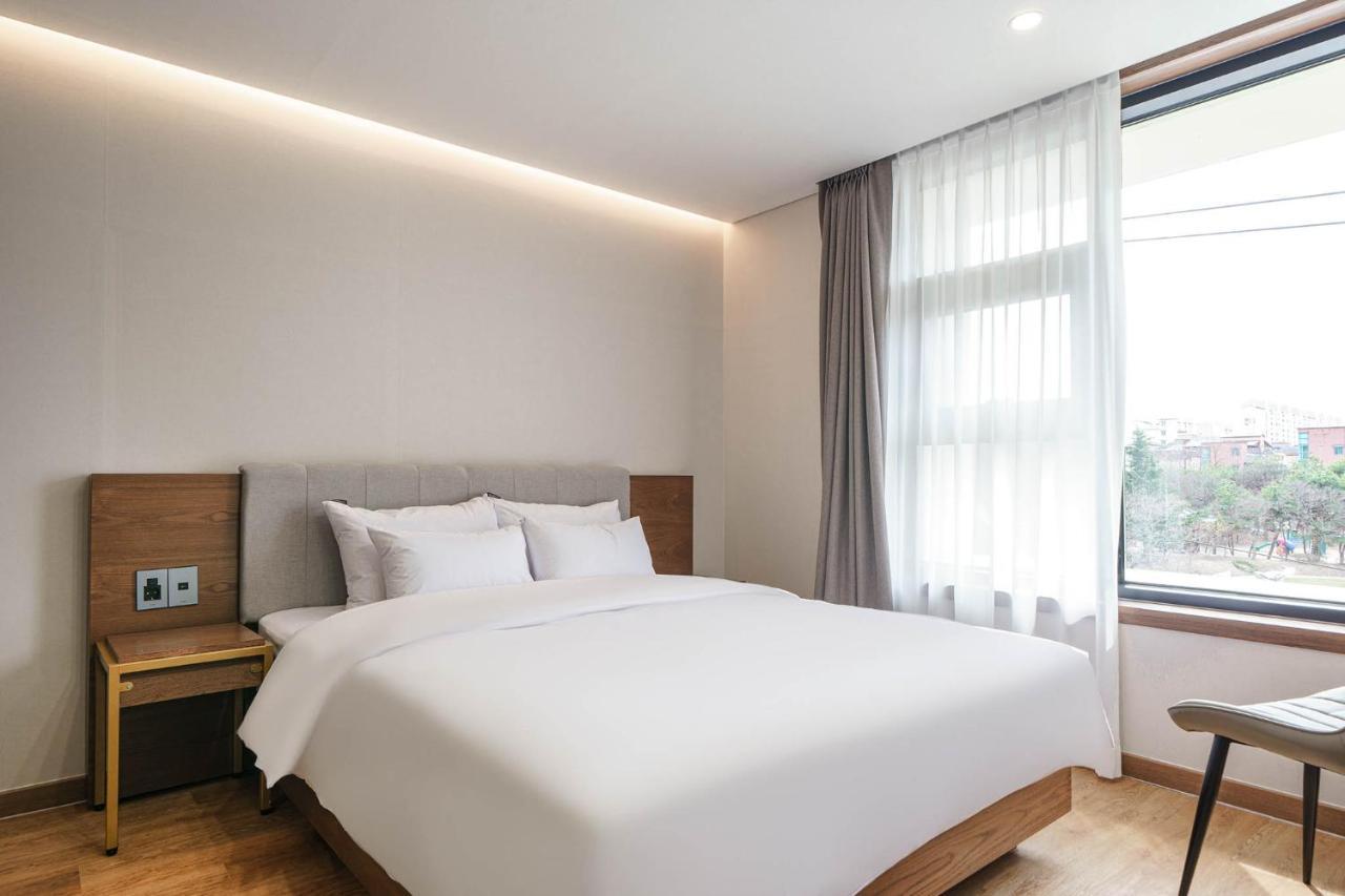Browndot Hotel Jeonju Ajung Buitenkant foto