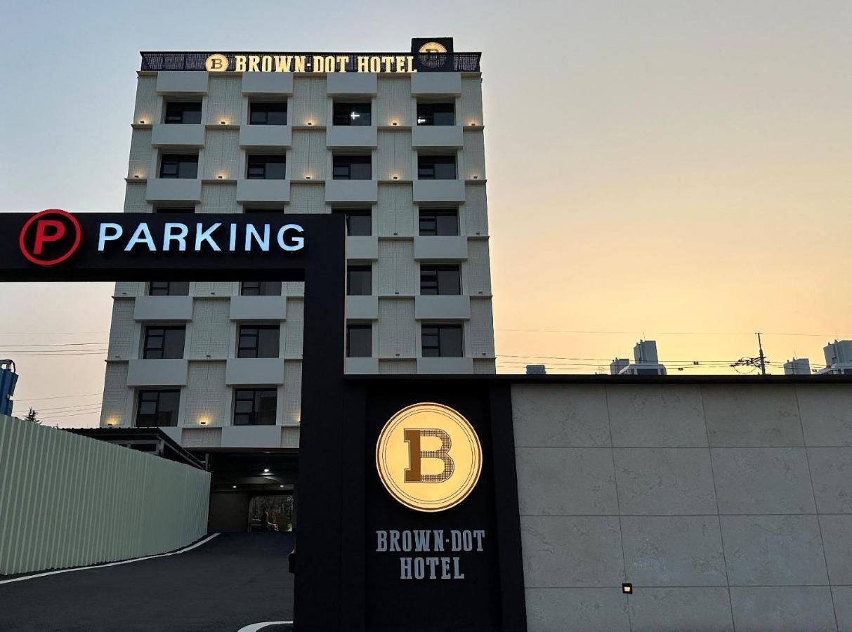 Browndot Hotel Jeonju Ajung Buitenkant foto
