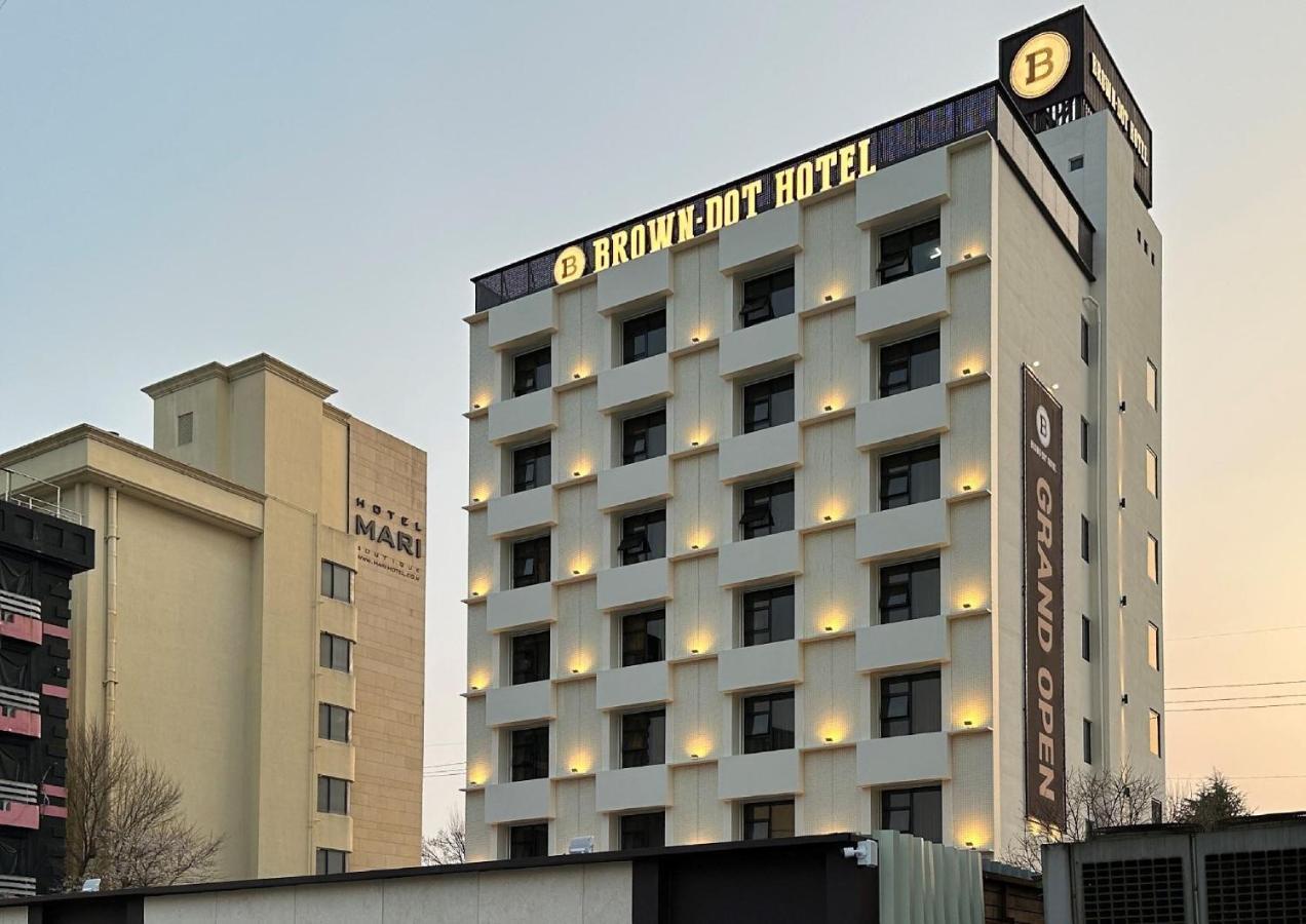 Browndot Hotel Jeonju Ajung Buitenkant foto