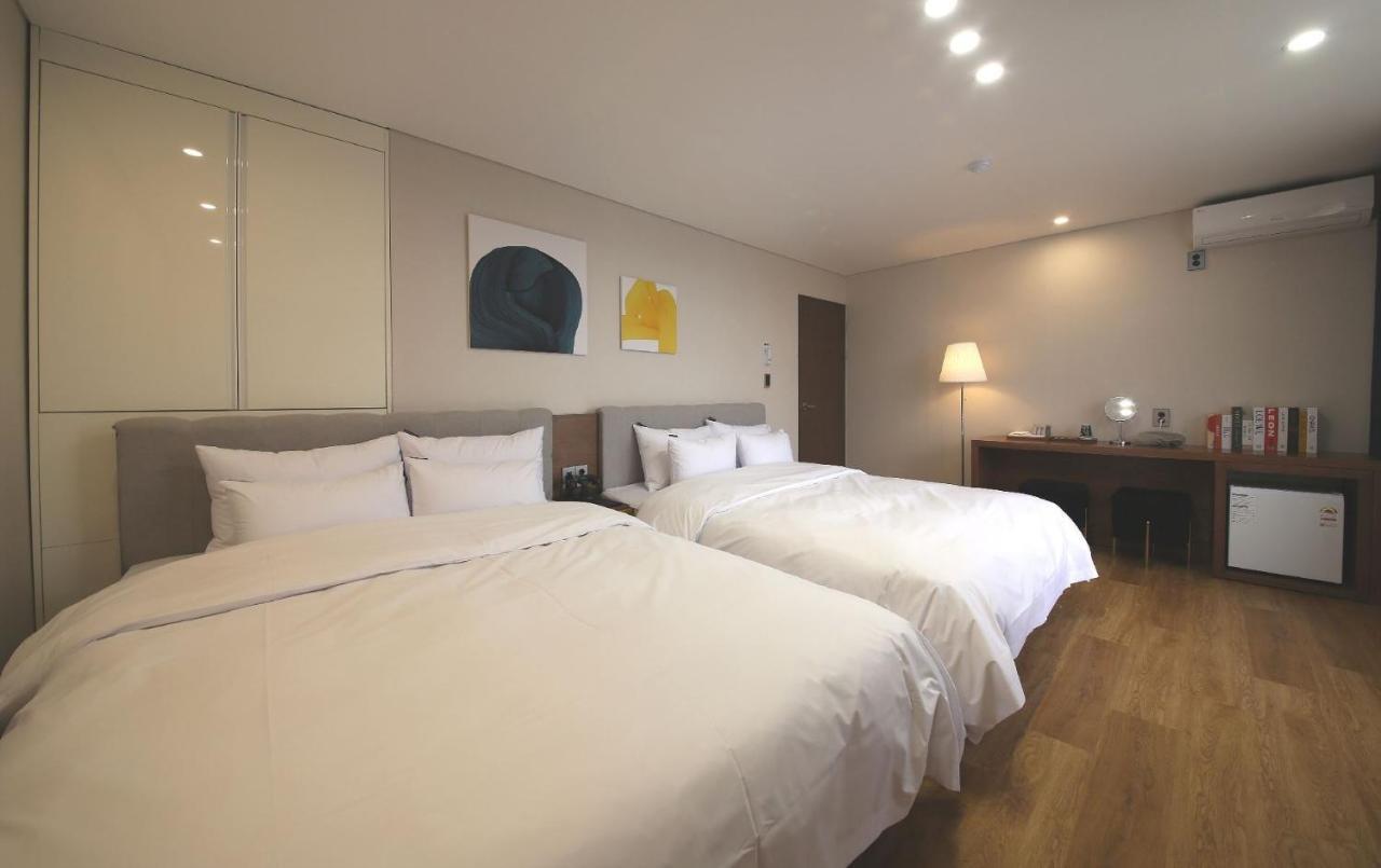 Browndot Hotel Jeonju Ajung Buitenkant foto