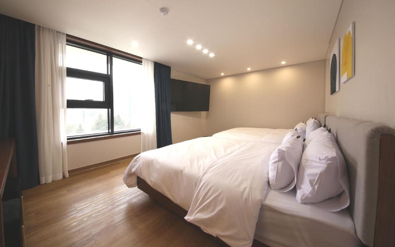 Browndot Hotel Jeonju Ajung Buitenkant foto