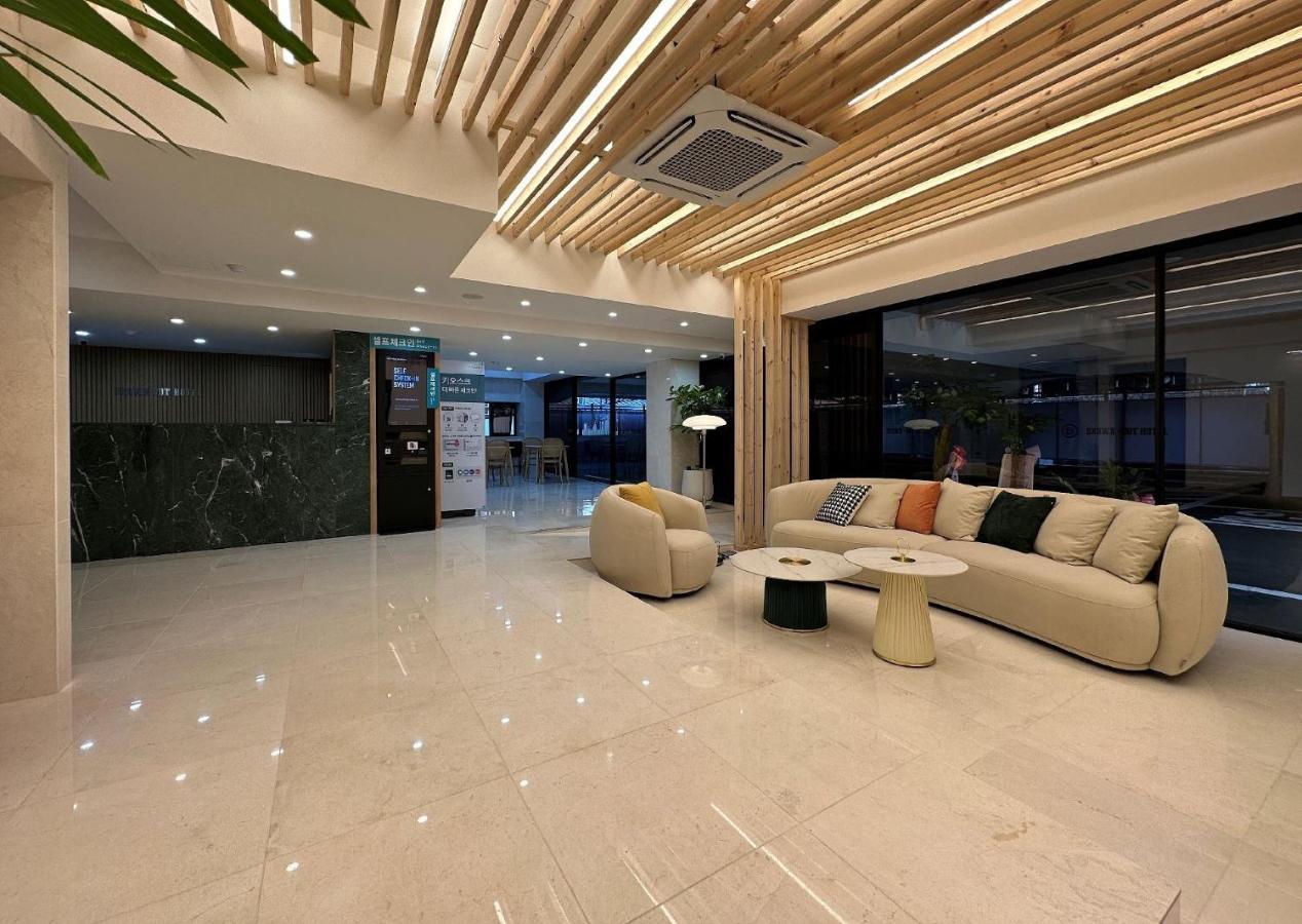 Browndot Hotel Jeonju Ajung Buitenkant foto